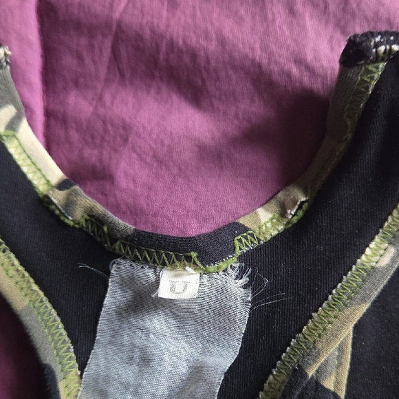 Brasil Sul Black & Camo Green Mock Wrap Tank Top With Removable Cups Size M - Picture 8 of 8